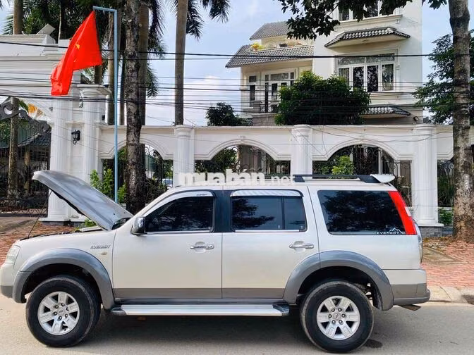Ford Everest 2008 Số sàn Bạc 260k km