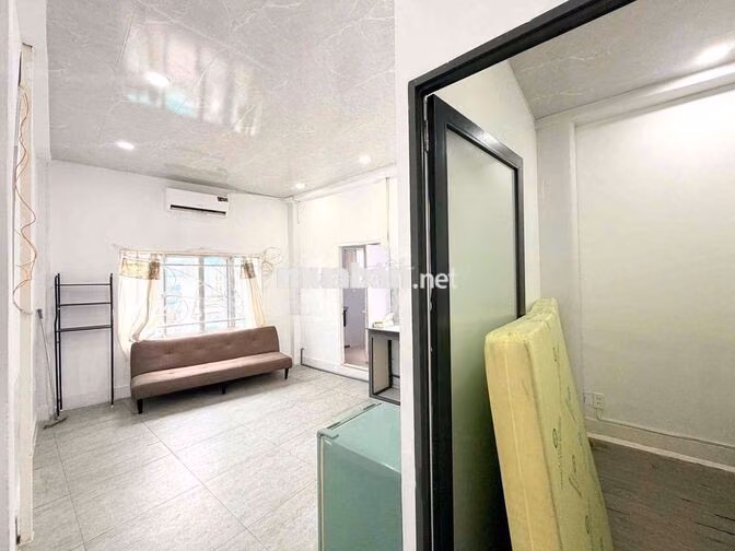 Giá Cực Tốt!! 2PN 50m2 Thang Máy_5ng4xe_Mặt Tiền Hai Bà Trưng Quận 1
