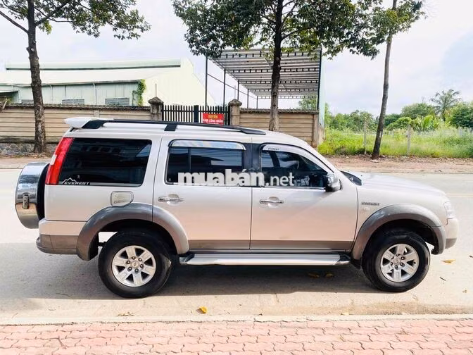 Ford Everest 2008 Số sàn Bạc 260k km