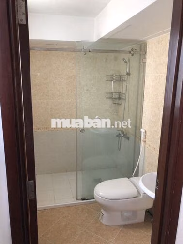 CHO THUÊ CĂN HỘ HÙNG VƯƠNG PLAZA QUẬN 5  – (130M2 (3PN 2WC) - 20TR/TH