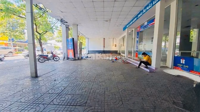Nhà bán mặt tiền đường Đồng Khởi, sổ hồng 782m2 thổ cư giá 70 triệu/m2
