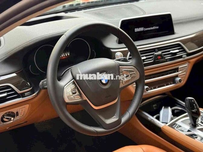 BMW 730Li M-Sport model 2020 Đen Tự động 8 cấp