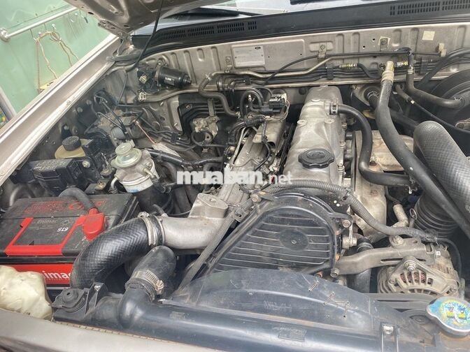 Ford Everest 2007 Vàng cát 7 chỗ Dầu Việt Nam