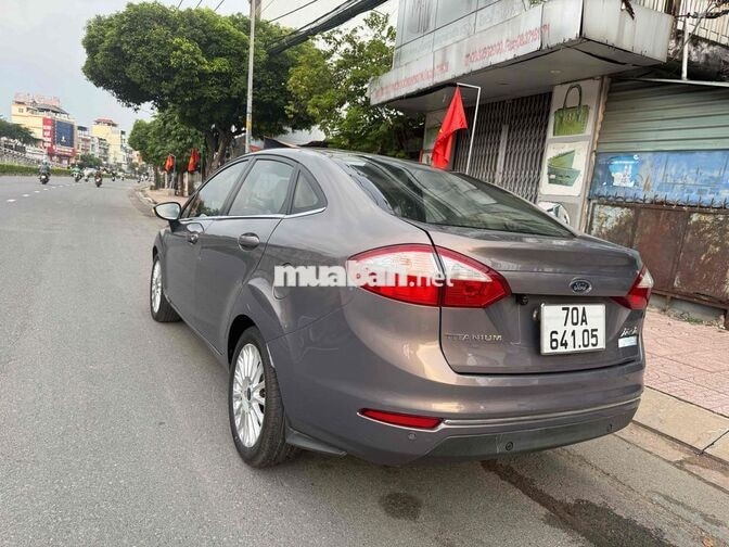 Ford Fiesta Titanium 2017 Tự động Xám