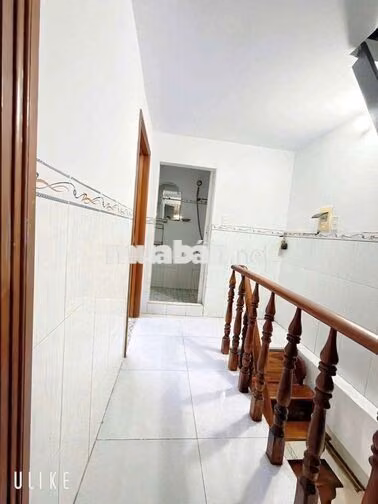 cần bán nhà sổ hồng riêng phường dĩ an bình dương 