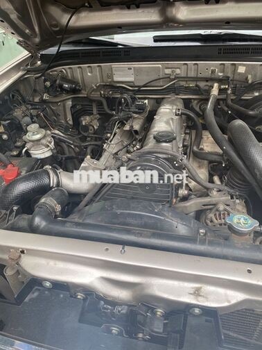 Ford Everest 2007 Vàng cát 7 chỗ Dầu Việt Nam