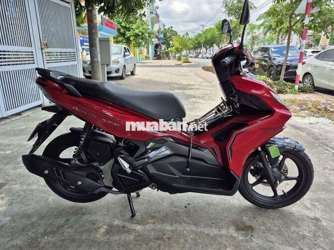 Honda Air Blade 125 Đỏ đen
