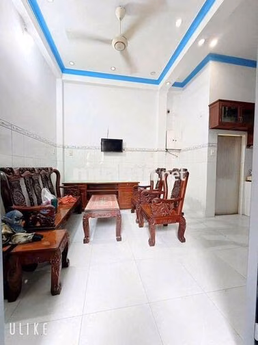 cần bán nhà sổ hồng riêng phường dĩ an bình dương 