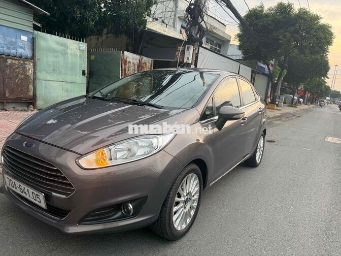 Ford Fiesta Titanium 2017 Tự động Xám