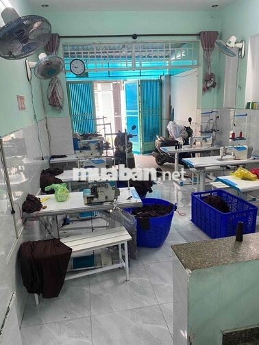 Lk 5-6 Bán Nhà 3 tấm rưỡi đường 2 xe tải sát chợ, trường học