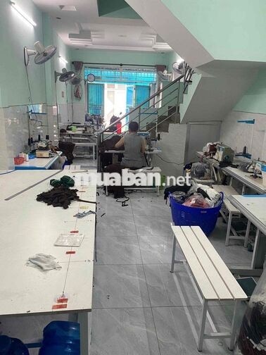 Lk 5-6 Bán Nhà 3 tấm rưỡi đường 2 xe tải sát chợ, trường học