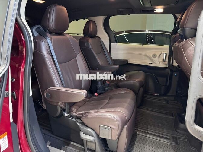 Toyota Sienna 2021 2.5 Premium Hybrid AWD Đỏ ruby