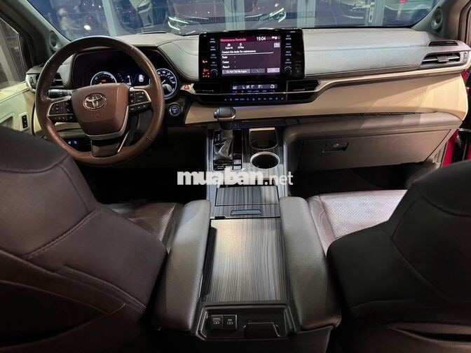 Toyota Sienna 2021 2.5 Premium Hybrid AWD Đỏ ruby