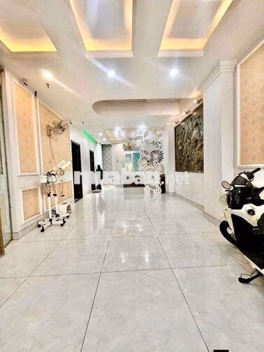 NHÀ có nội thất 7 x 20 có 10pn 11wc