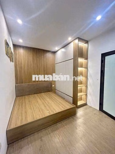 Chính chủ cho thuê gấp nhà 4T, 3N 3wc, Trung Phụng-Khâm Thiên, full đồ
