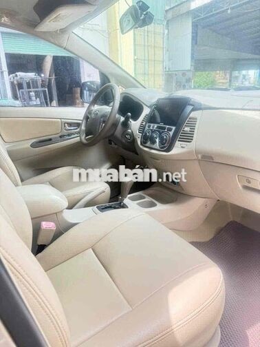 Toyota Innova 2014 Tự động Vàng cát
