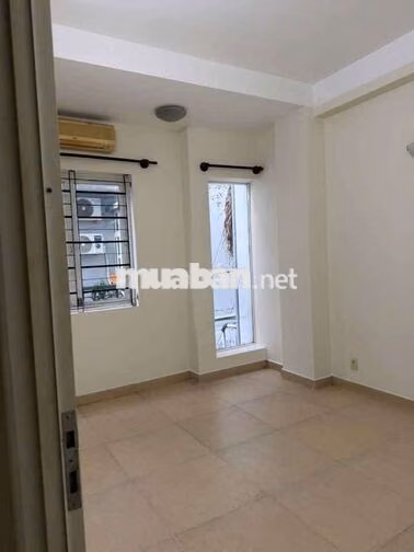 Nhà hẻm Đồng Nai 7x7m 4PN tiện ở gia đình