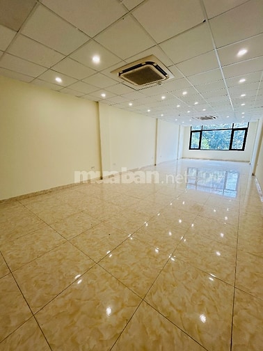 Vào ngay! Sàn VP Tây Sơn 90m2 chỉ 14tr/tháng, thang máy, hầm xe