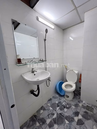 Nhà ngang 7m Hẻm xe tải Tỉnh LỘ 10, Sát Quận 6