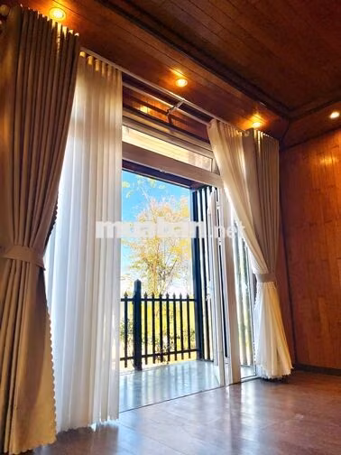 VILLA 2 PHÒNG NGỦ – BAN CÔNG VIEW ĐỒI THÔNG | TRẠI MÁT – ĐÀ LẠT