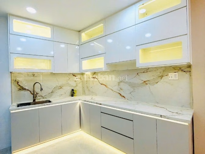   Bán nhà mới đẹp 3 phòng ngủ hẻm Nguyễn Duy, Phường Phú Định
