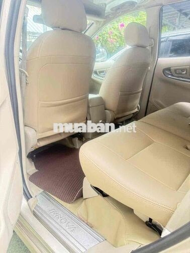Toyota Innova 2014 Tự động Vàng cát