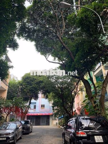 CHO THUÊ 2 PHÒNG NGỦ, 3-4 NGƯỜI Ở, SÁT CÔNG VIÊN GẦN ĐH IUH và VLU