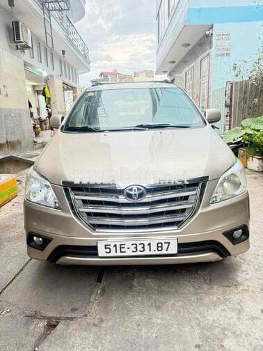 Toyota Innova 2014 Tự động Vàng cát