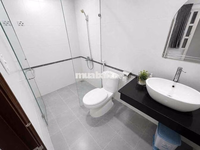 Phòng trọ D2 Nguyễn Gia Trí Bình Thạnh