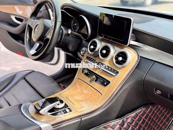 Mercedes-Benz C250 Exclusive 2017 Trắng