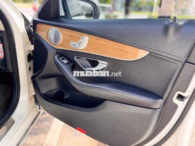 Mercedes-Benz C250 Exclusive 2017 Trắng