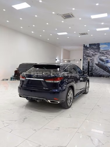 Bán Lexus RX300 sản xuất 2021. Xe đi ít cực đẹp.