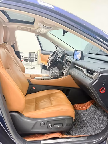 Bán Lexus RX300 sản xuất 2021. Xe đi ít cực đẹp.