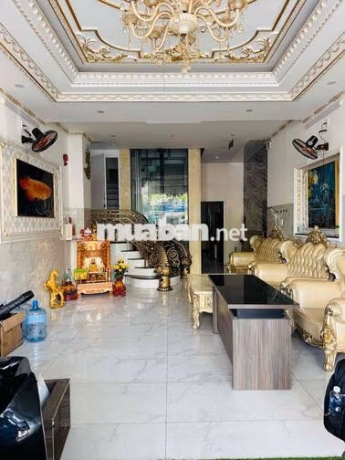 Cho thuê nguyên toà nhà 6 tầng MT Nguyễn Phước Lan- Hoà Xuân 35tr