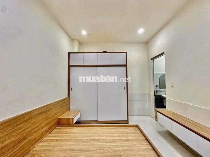 Cho Thuê Nhà Mới Sạch Sẻ DT 130m2 1Trệt 1Lầu 3Pn 2Wc Hẻm Xe Tải