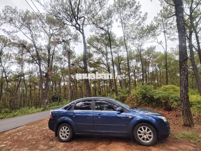 Ford Focus Sedan 2005 Xanh