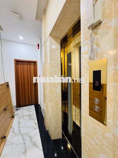 Cho thuê nguyên toà nhà 6 tầng MT Nguyễn Phước Lan- Hoà Xuân 35tr