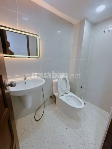 Nhà mới Trần Quang Khải, sát Hoàng Sa, 38m², 2PN, 6,1 tỷ