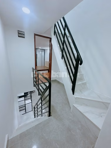 Nhà mới Trần Quang Khải, sát Hoàng Sa, 38m², 2PN, 6,1 tỷ