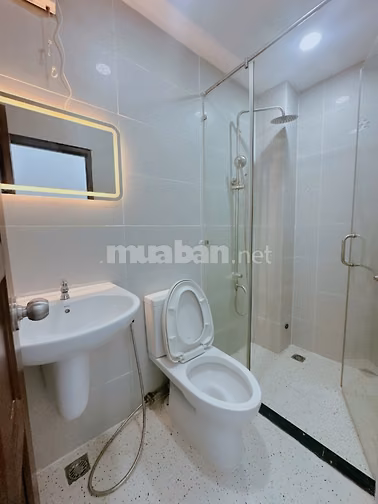 Nhà mới Trần Quang Khải, sát Hoàng Sa, 38m², 2PN, 6,1 tỷ
