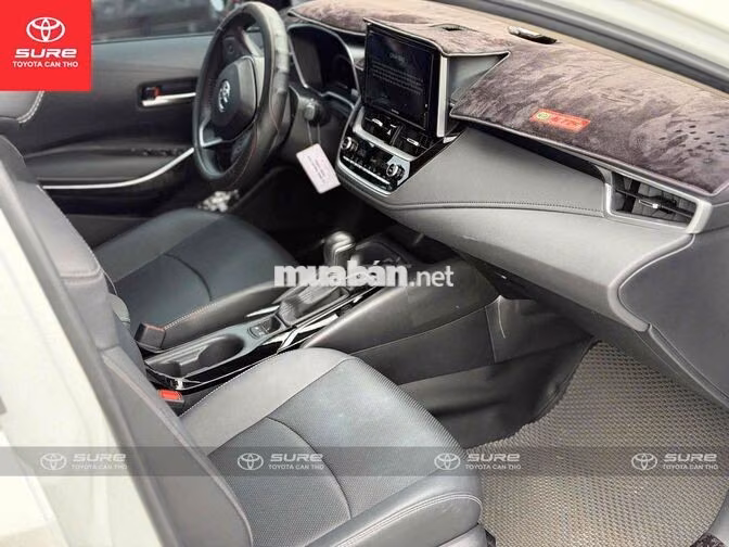 Toyota Corolla Altis 1.8V (CVT) 2023 odo 15.000km