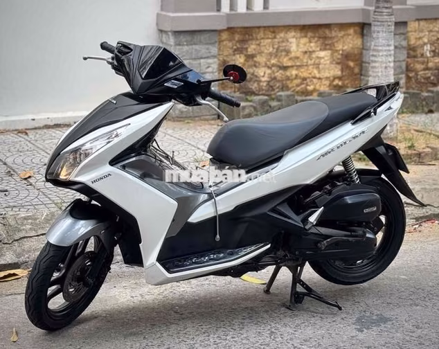 Honda AirBlade 125 2015 Trắng đen sport cực đẹp .