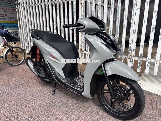 Honda SH160ABS 2022 xám xi măng 8.000km chính chủ