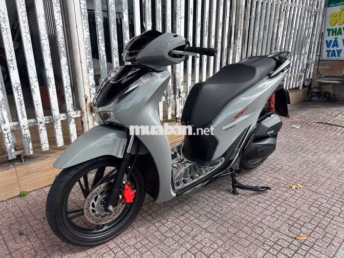 Honda SH160ABS 2022 xám xi măng 8.000km chính chủ