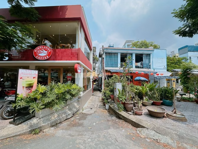 Nhà mới Trần Quang Khải, sát Hoàng Sa, 38m², 2PN, 6,1 tỷ