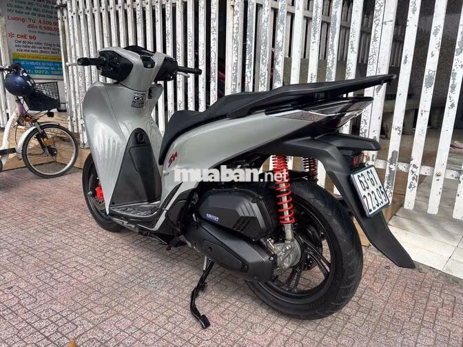 Honda SH160ABS 2022 xám xi măng 8.000km chính chủ