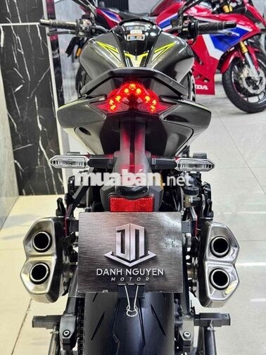 Kawasaki Z1000R 2018 Đen-Xanh Nhập khẩu