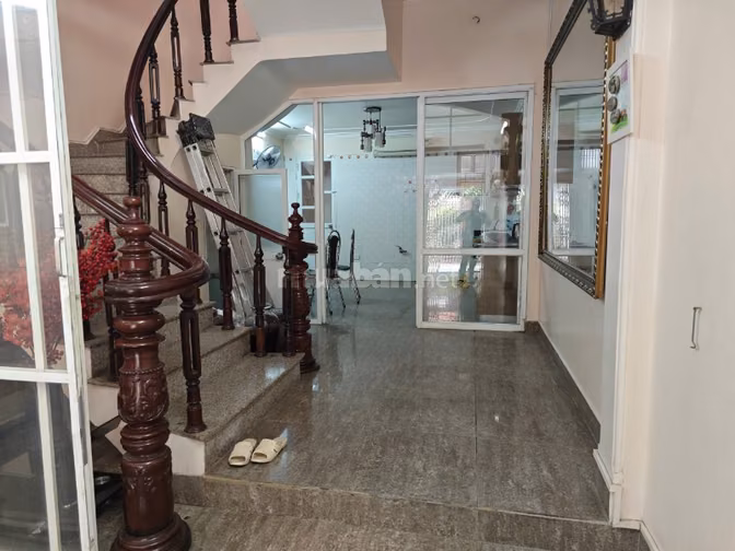 🏡 CHO THUÊ NHÀ NGUYÊN CĂN 3 TẦNG – NGÕ 437 ĐÀ NẴNG – Ô TÔ ĐỖ NGÕ
