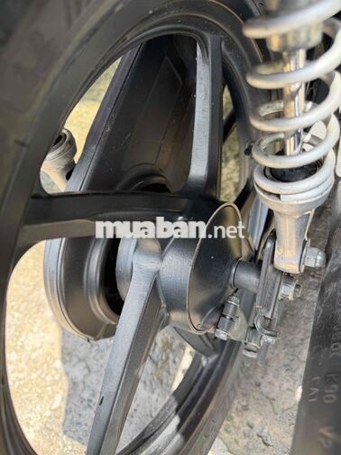 Wave RSX FI 2021 bstp 9chủ.máy zin êm.xe còn đẹp ạ
