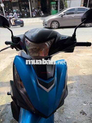 Wave RSX FI 2021 bstp 9chủ.máy zin êm.xe còn đẹp ạ
